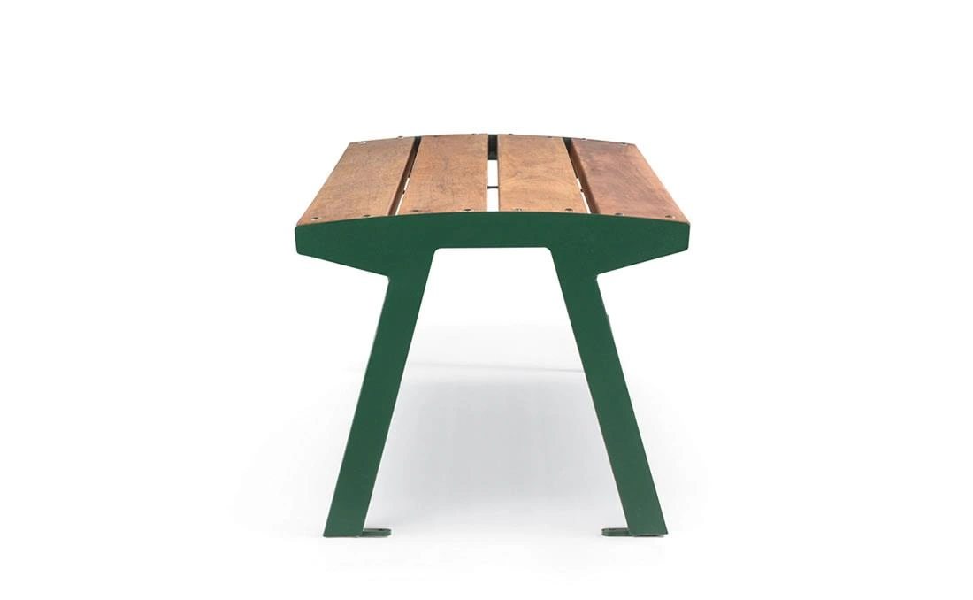 Banco urbano sin respaldo Noale