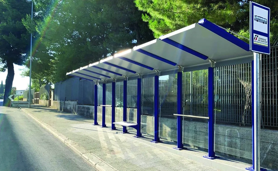 Marquesina de autobús de acero con techo Ycaro