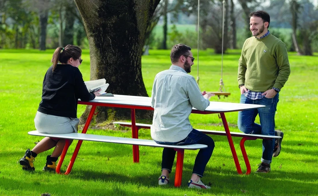Mesa urbana antivandálica Zoid